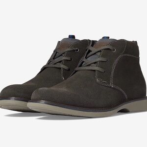 Men's Gray Otto Plain Toe Canvas Chukka Boots. NWB Size 12M (EU45)
